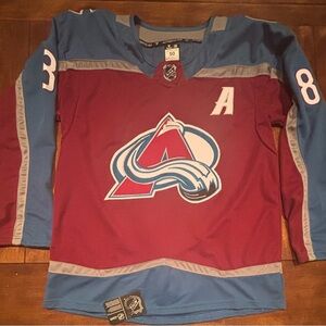 Cale Makar Colorado Avalanche Home Jersey Adult Medium (50) NWT